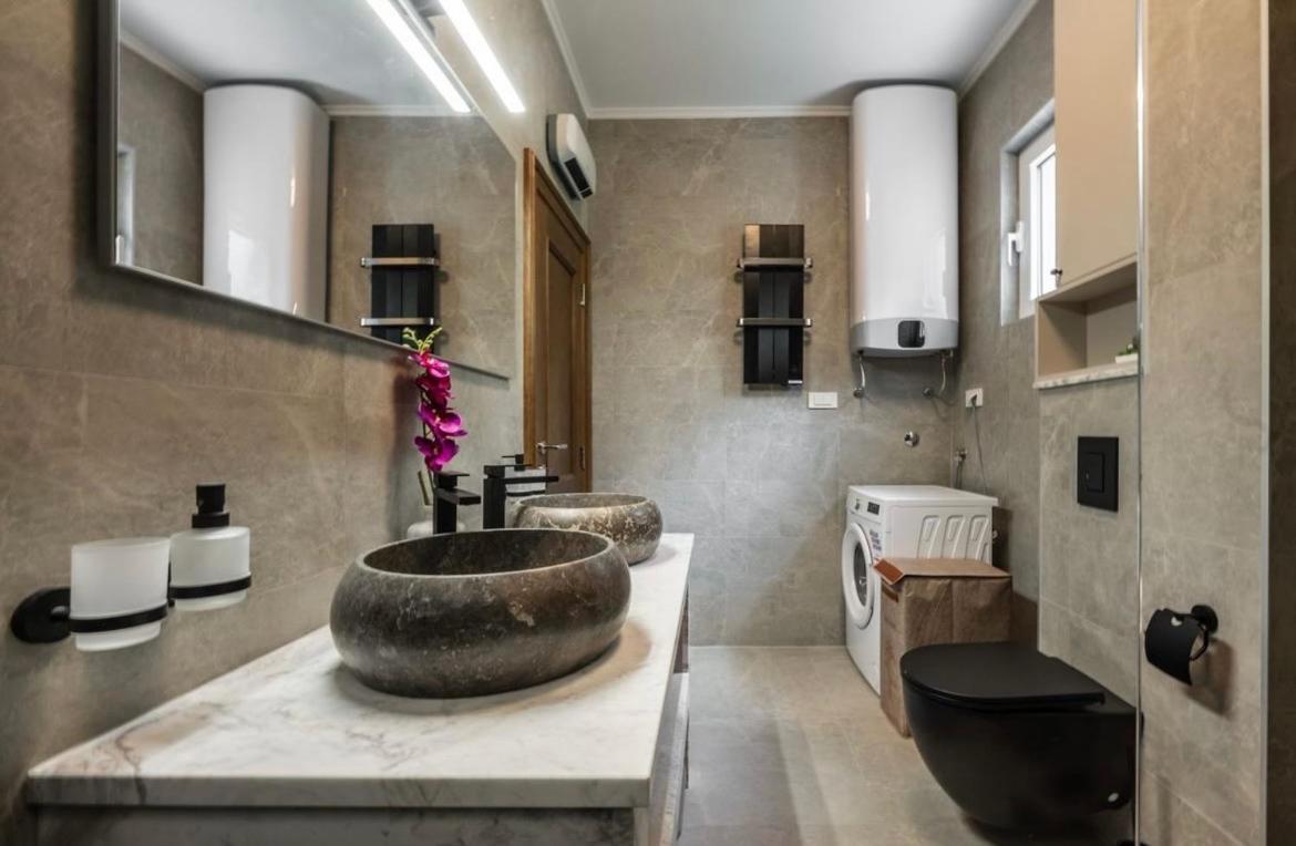 Luxury Apartment Vasilisa Cattaro Esterno foto