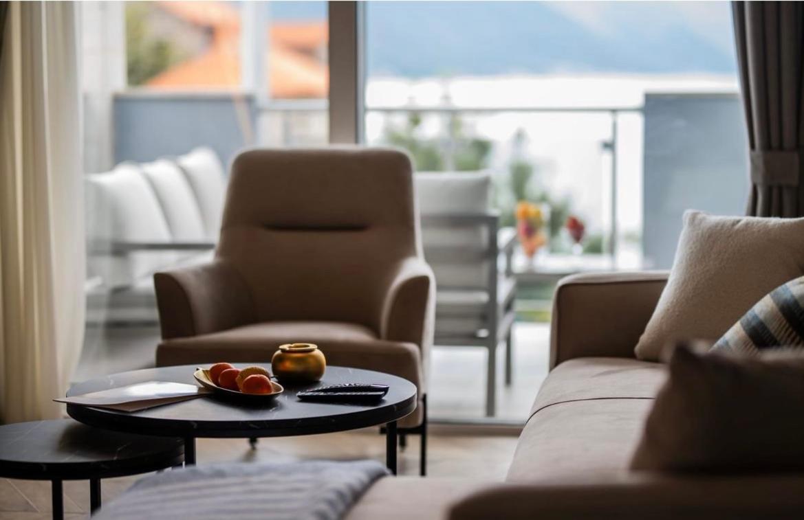 Luxury Apartment Vasilisa Cattaro Esterno foto